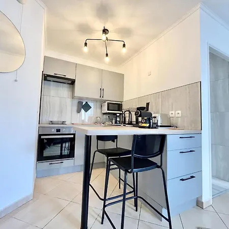 'la Melanie' Neuf, Equipé, Terrasse, Centre *