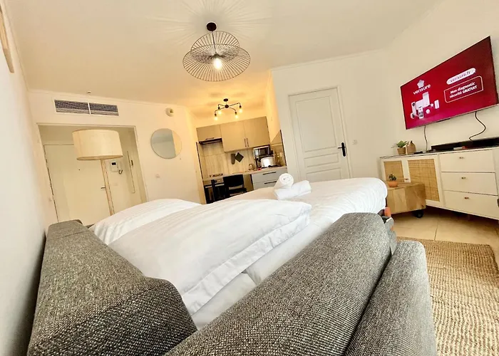 'la Melanie' Neuf, Equipe, Terrasse, Centre Apartment Menton